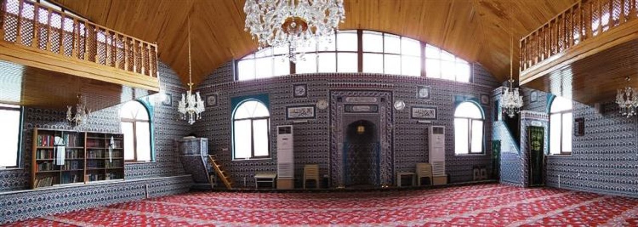 Çamlık Camii